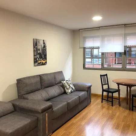 Apartamento Centrico Con Garaje *